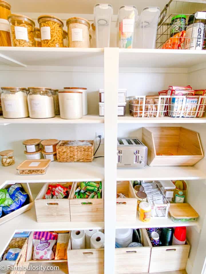 10 Walk-In Pantry Organization Ideas to Keep Your Space Functional and Beautiful